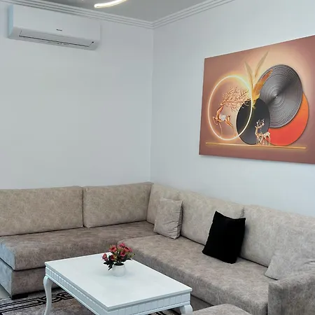 Tirana City Rental Apartments * 티라나