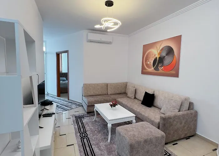 Tirana City Rental Apartments 아파트 *