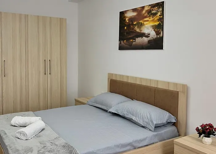 Tirana City Rental Apartments 티라나