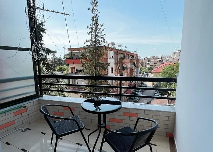 Tirana City Rental Apartments 티라나
